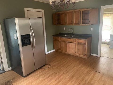 312 N East St, Trufant, MI 49347 photo 2