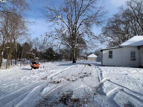 312 N East St, Trufant, MI 49347 photo 6