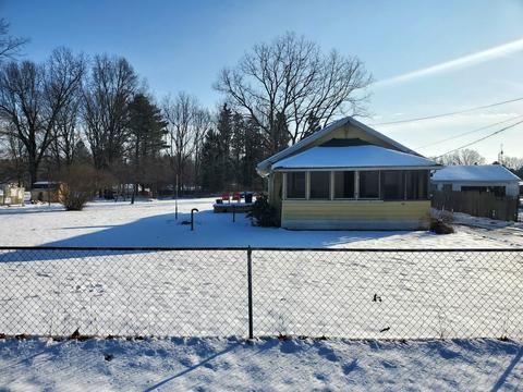 166 Lowell Ave, Battle Creek, MI 49014