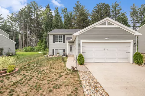 25330 Forest Ln, Mattawan, MI 49071