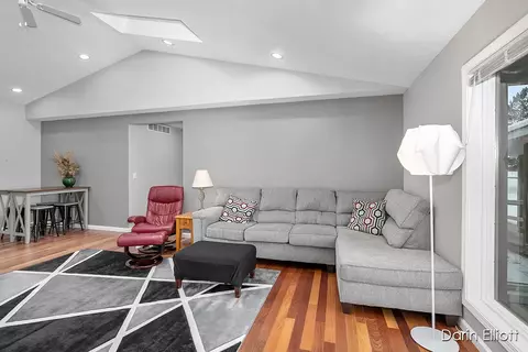 123 E Linden St, Carson City, MI 48811 photo 8