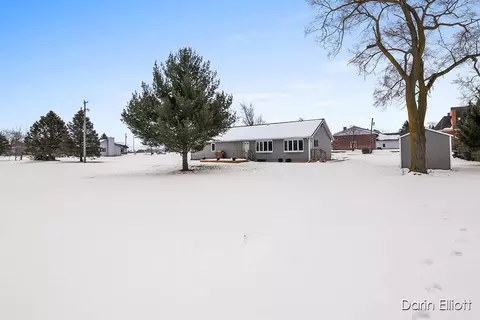 123 E Linden St, Carson City, MI 48811 photo 35