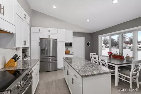 123 E Linden St, Carson City, MI 48811 photo 11