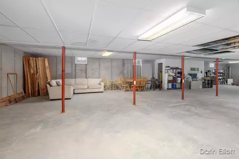 123 E Linden St, Carson City, MI 48811 photo 31