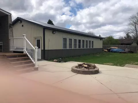 754 E Channel Dr, Coldwater, MI 49036 photo 1
