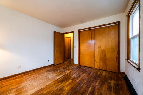 273 E Logan St, Coloma, MI 49038 photo 17