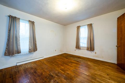 273 E Logan St, Coloma, MI 49038 photo 20