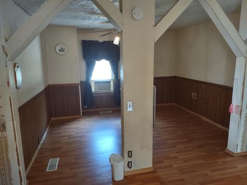 703 Maple St, Niles, MI 49120 photo 6