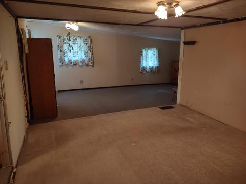 703 Maple St, Niles, MI 49120 photo 23