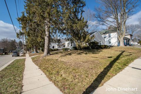 810 Hackett St, Ionia, MI 48846 photo 16
