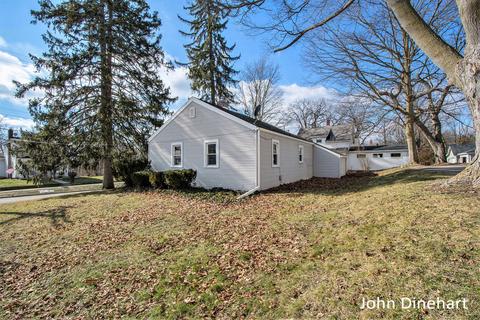 810 Hackett St, Ionia, MI 48846 photo 17