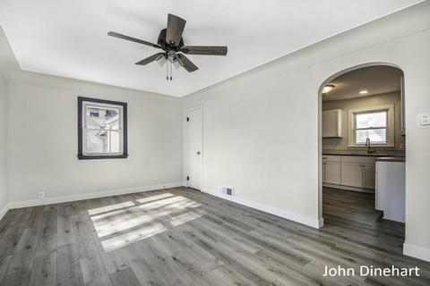 810 Hackett St, Ionia, MI 48846 photo 9