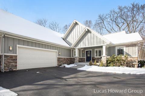 8953 Conservancy Dr NE, Ada, MI 49301 photo 2