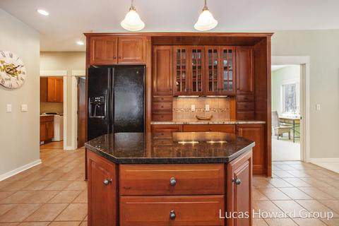 8953 Conservancy Dr NE, Ada, MI 49301 photo 15