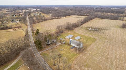 4678 Springport Rd, Jackson, MI 49201 photo 2