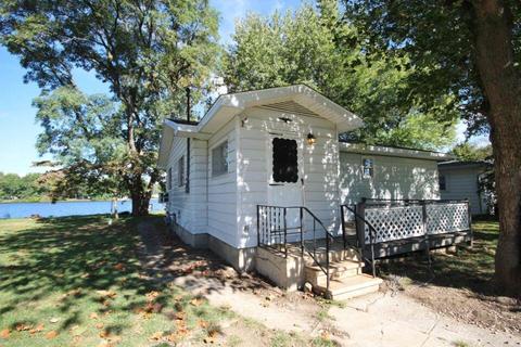 23222 Van Resort Dr, Mendon, MI 49072 photo 1
