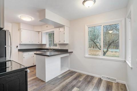 4212 E Ave, Kalamazoo, MI 49004 photo 9