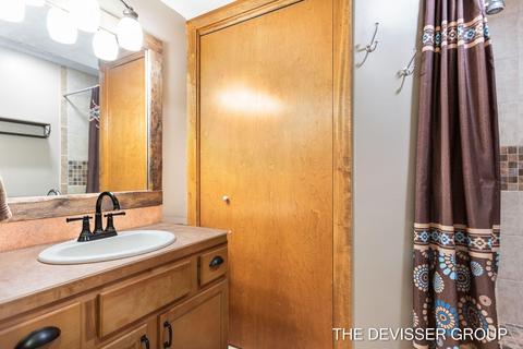 4084 Lone Oak Path Path, Dorr, MI 49323 photo 40