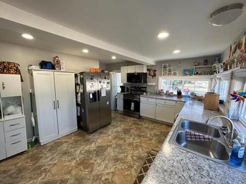 298 W Dibble St, Marcellus, MI 49067 photo 7