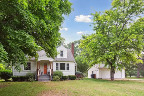 4845 Sheridan Rd, Vassar, MI 48768