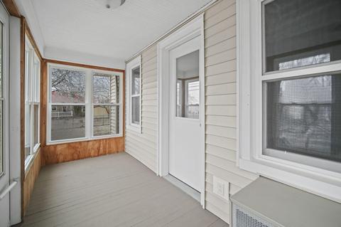 813 Cass Ave, Jackson, MI 49203 photo 5