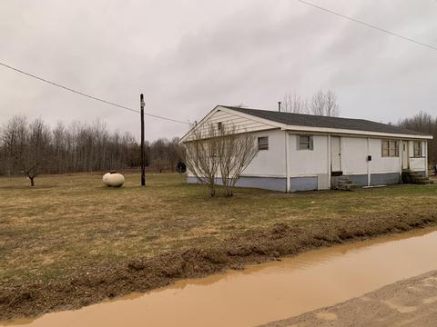 796 58th St, Pullman, MI 49450 photo 2