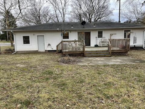 640 E Lewis St, Whitehall, MI 49461 photo 2