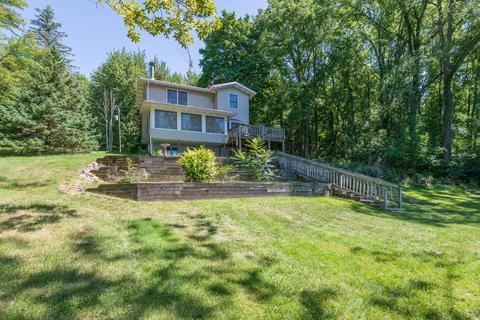 3234 N Baseline Lake Rd, Allegan, MI 49010