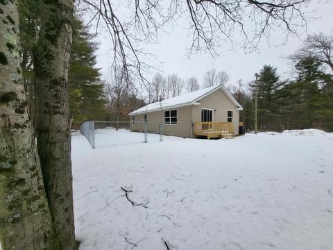 162 S Locust Ave, White Cloud, MI 49349 photo 4