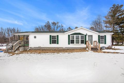 3761 E Shore Dr, Stanton, MI 48888 photo 2