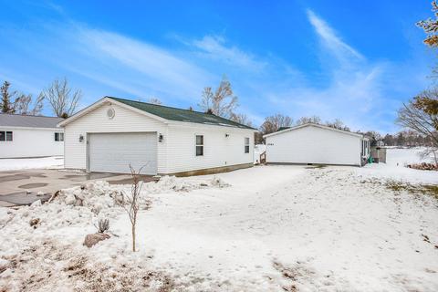 3761 E Shore Dr, Stanton, MI 48888 photo 19