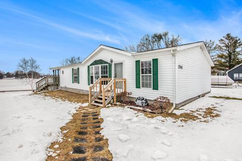 3761 E Shore Dr, Stanton, MI 48888 photo 1