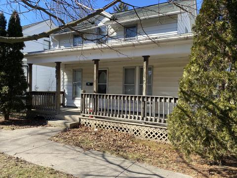 517 Ormsby St, Adrian, MI 49221 photo 2