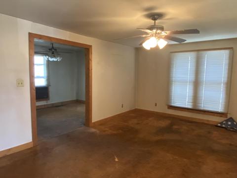 517 Ormsby St, Adrian, MI 49221 photo 11