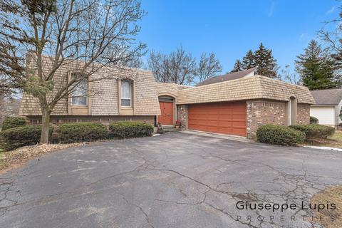 2635 Middlebelt Rd, West Bloomfield, MI 48324