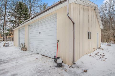 13691 S Elder Ave, Grant, MI 49327 photo 23