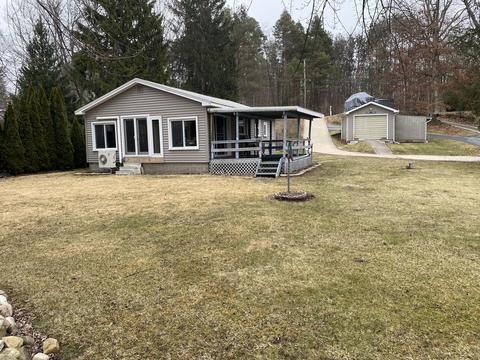 5458 Ridge Dr, Reading, MI 49274 photo 3