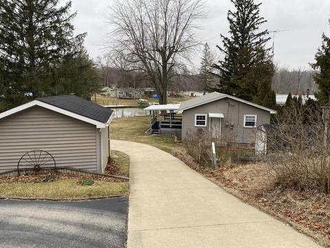 5458 Ridge Dr, Reading, MI 49274 photo 2