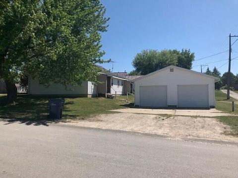 302 E Main St, Marion, MI 49665 photo 3