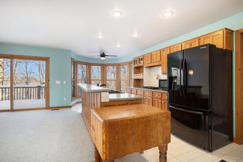 537 3rd St, Plainwell, MI 49080 photo 7