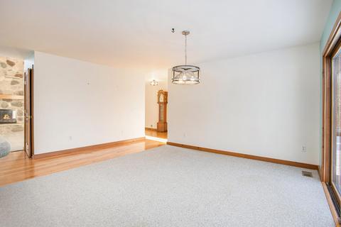 537 3rd St, Plainwell, MI 49080 photo 6