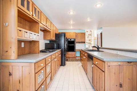 537 3rd St, Plainwell, MI 49080 photo 11