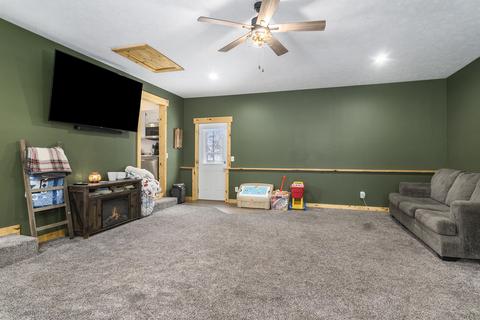 14070 Riverside Dr, Constantine, MI 49042 photo 5