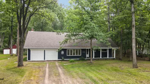 3326 Terrace Dr, Lewiston, MI 49756