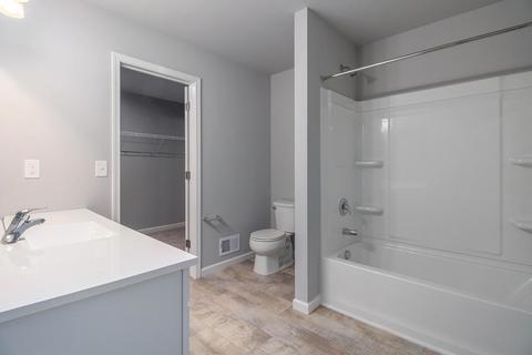 601 Independence Ave, Jackson, MI 49201 photo 13