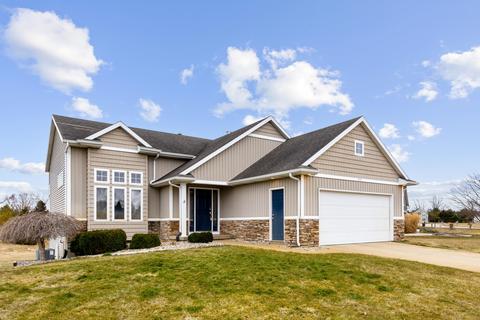 1833 Railside Ct, Dorr, MI 49323 photo 1