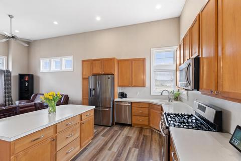 1833 Railside Ct, Dorr, MI 49323 photo 8