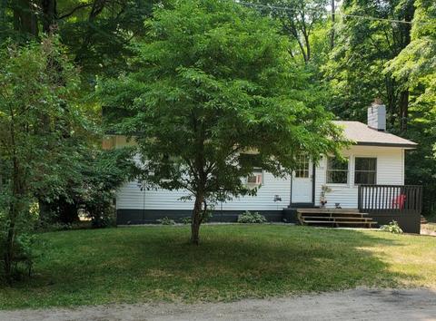 7758 E 36th St, Newaygo, MI 49337 photo 3