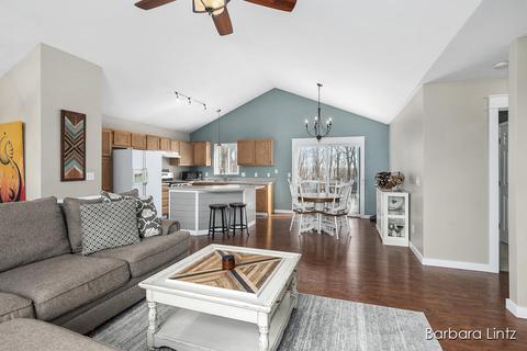 975 Scenic View Dr, Plainwell, MI 49080 photo 4
