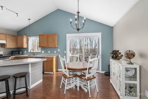 975 Scenic View Dr, Plainwell, MI 49080 photo 10